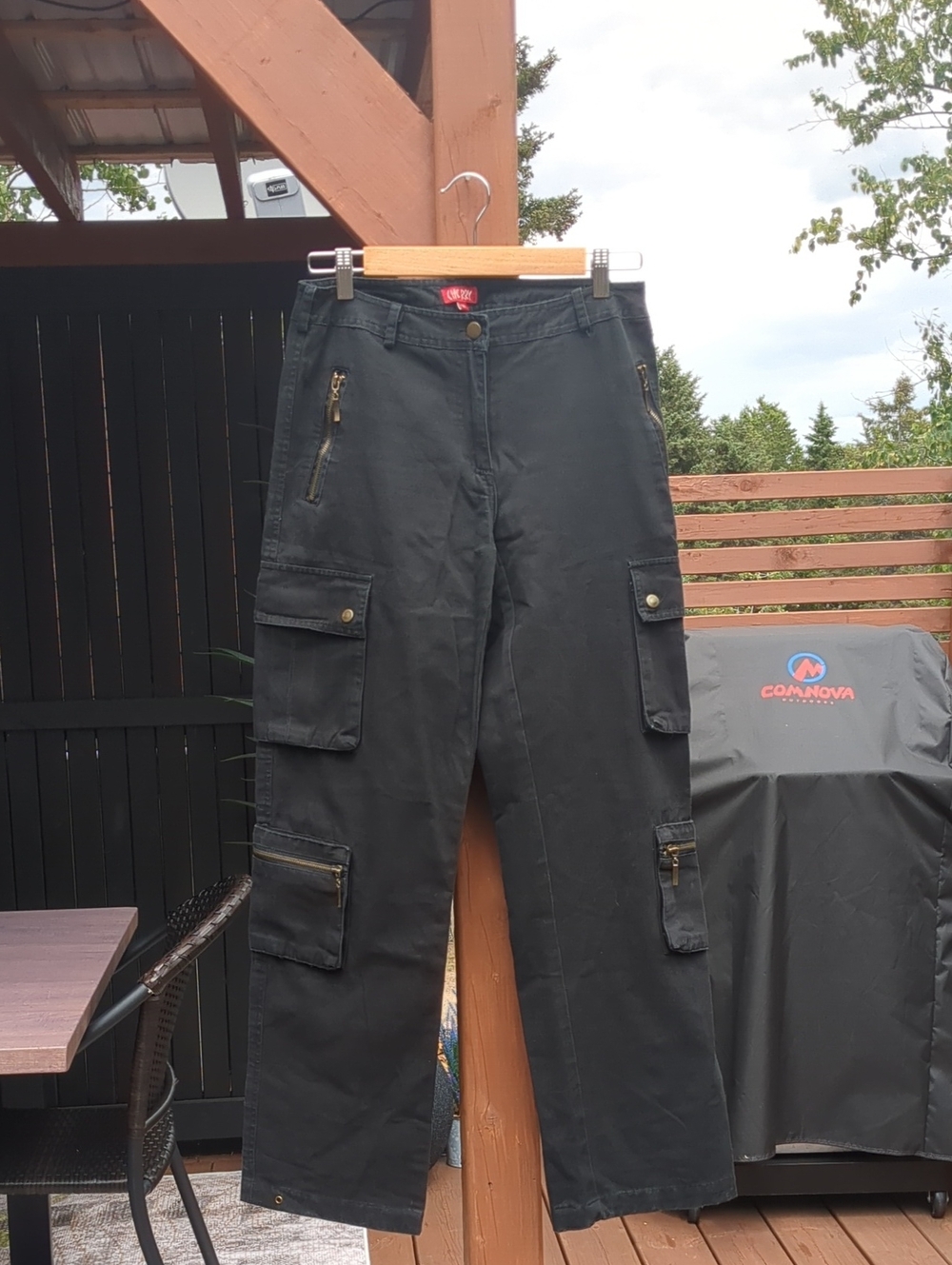 -VINTAGE- Women's Black Cargo Pants Size 38 Mid Rise Straight Legs